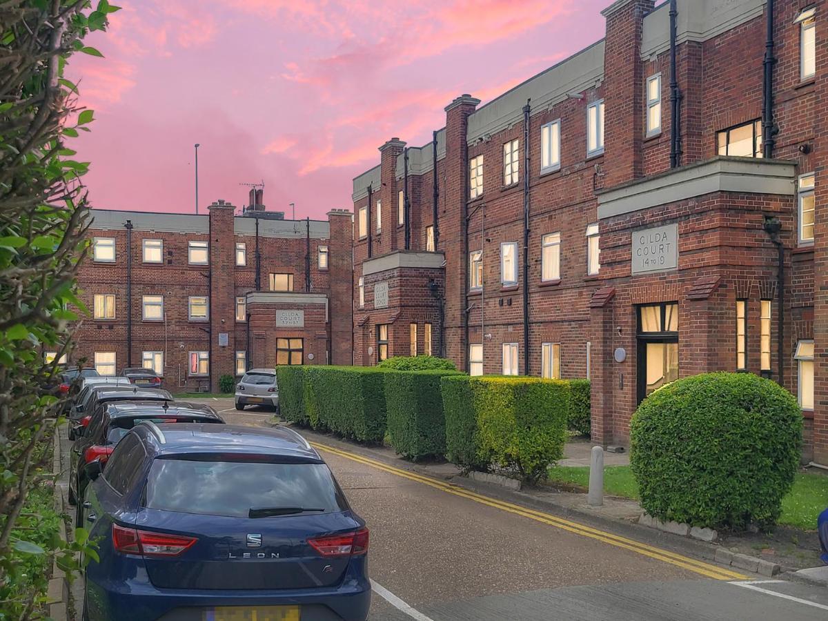 Great Spacious 2 Bedroom Flat Hendon Eksteriør bilde