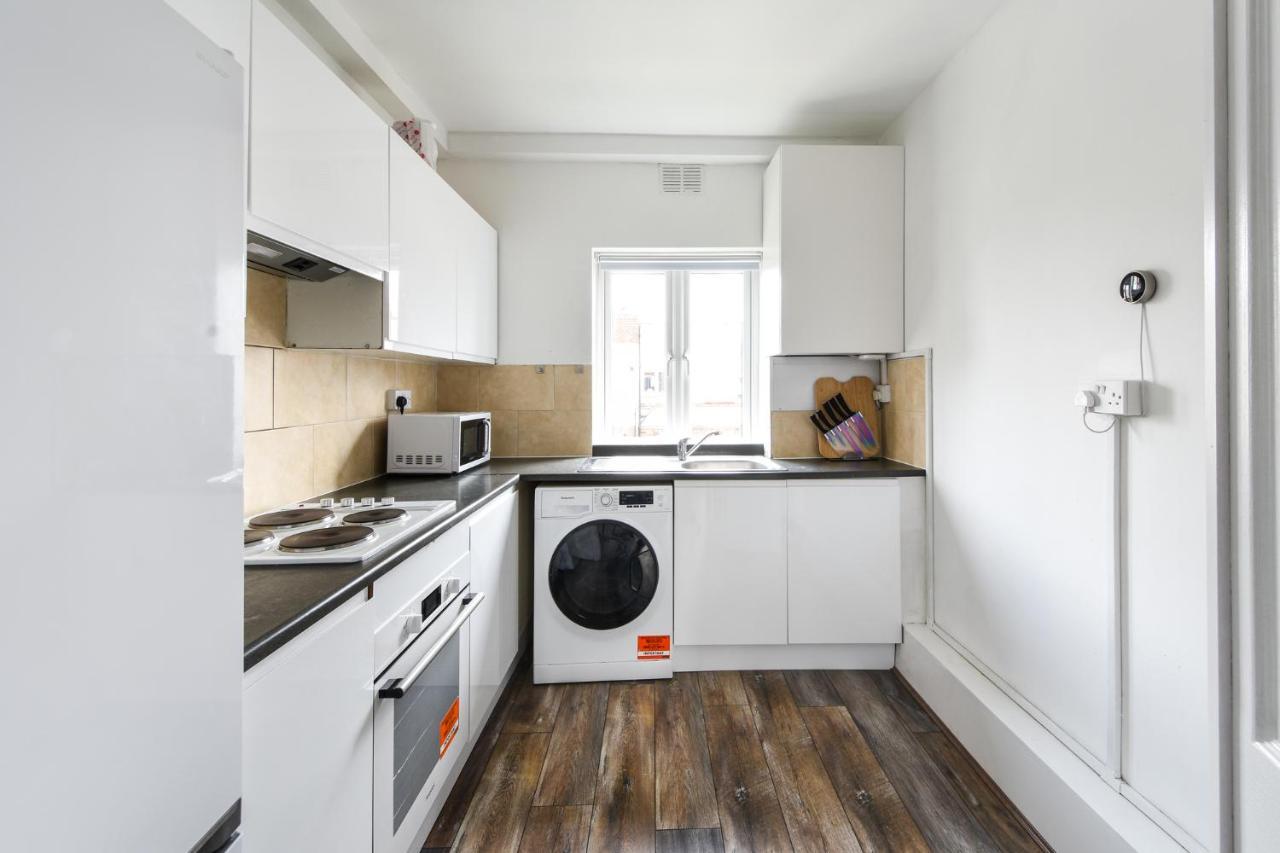 Great Spacious 2 Bedroom Flat Hendon Eksteriør bilde
